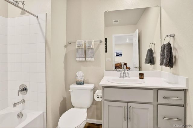 22241 E 7th Place, Aurora, CO 80018