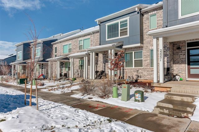 22241 E 7th Place, Aurora, CO 80018