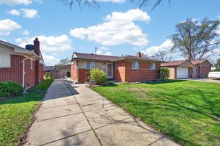 15226 Everly Street, Roseville, MI 48066