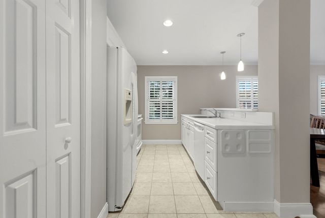 27 Commonwealth 1, Newton, MA 02467