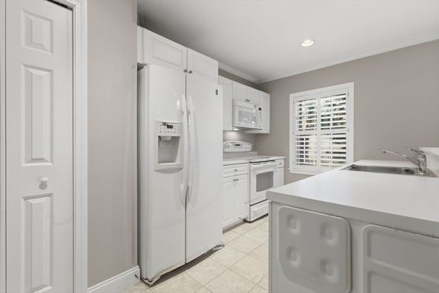 27 Commonwealth 1, Newton, MA 02467