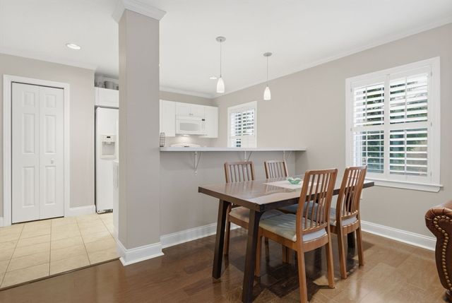 27 Commonwealth 1, Newton, MA 02467