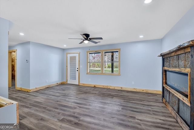 569 Number 20 Mine Road, Mccaysville, GA 30555