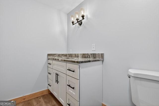 569 Number 20 Mine Road, Mccaysville, GA 30555