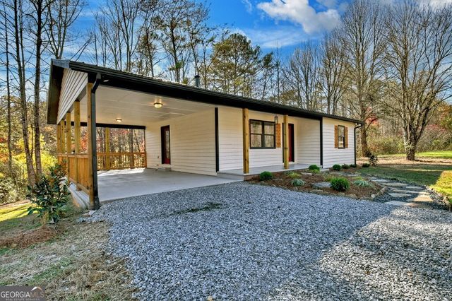 569 Number 20 Mine Road, Mccaysville, GA 30555