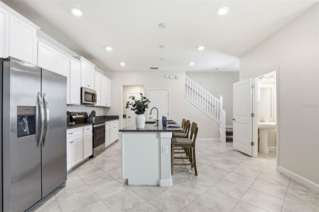 Image 11 of property listing at 6617 CITRUS CREEK LANE, Tampa, FL 33625