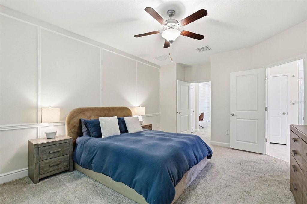 Image 23 of property listing at 6617 CITRUS CREEK LANE, Tampa, FL 33625