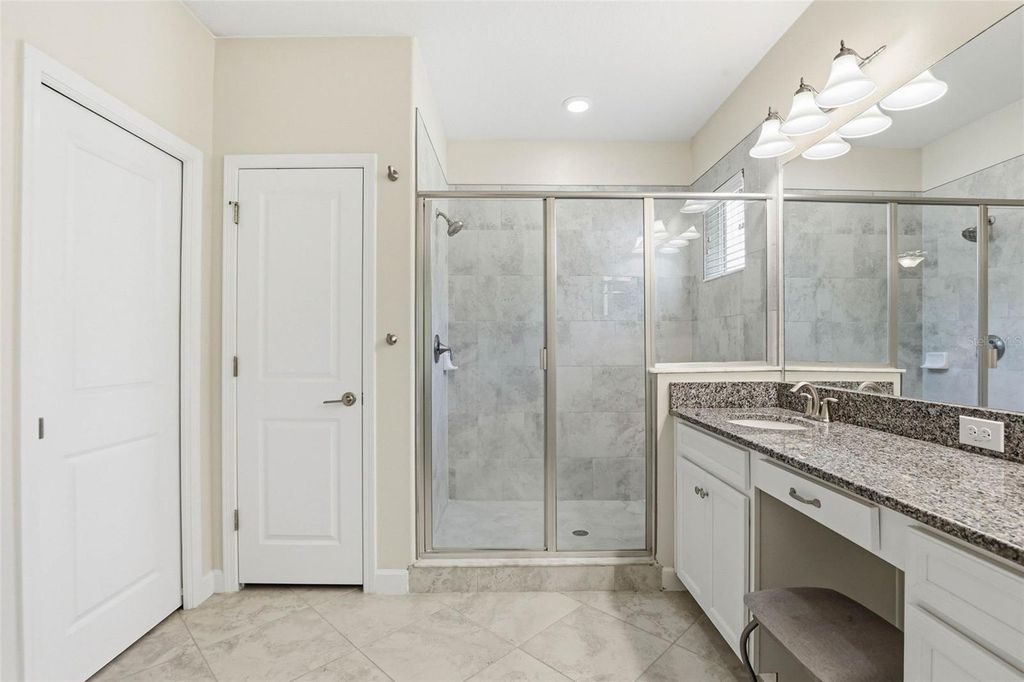 Image 26 of property listing at 6617 CITRUS CREEK LANE, Tampa, FL 33625