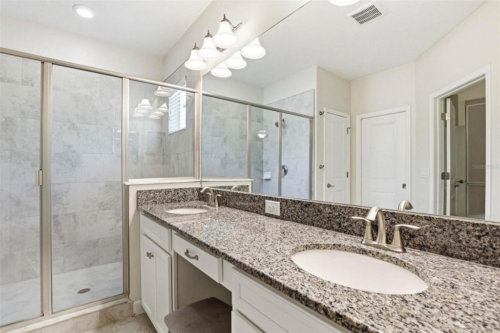 Image 27 of property listing at 6617 CITRUS CREEK LANE, Tampa, FL 33625