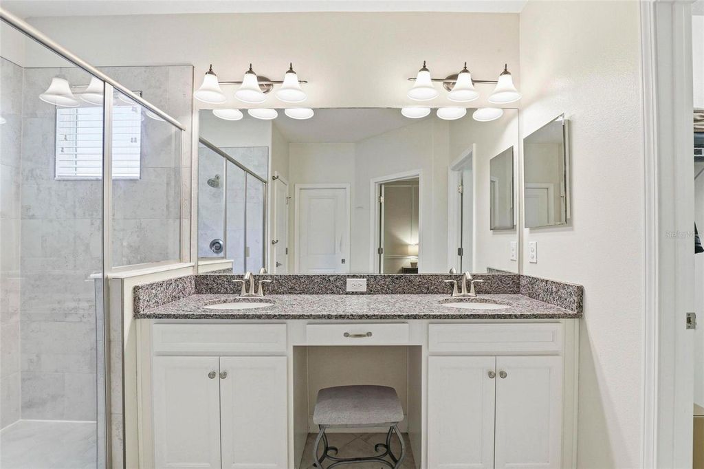Image 28 of property listing at 6617 CITRUS CREEK LANE, Tampa, FL 33625