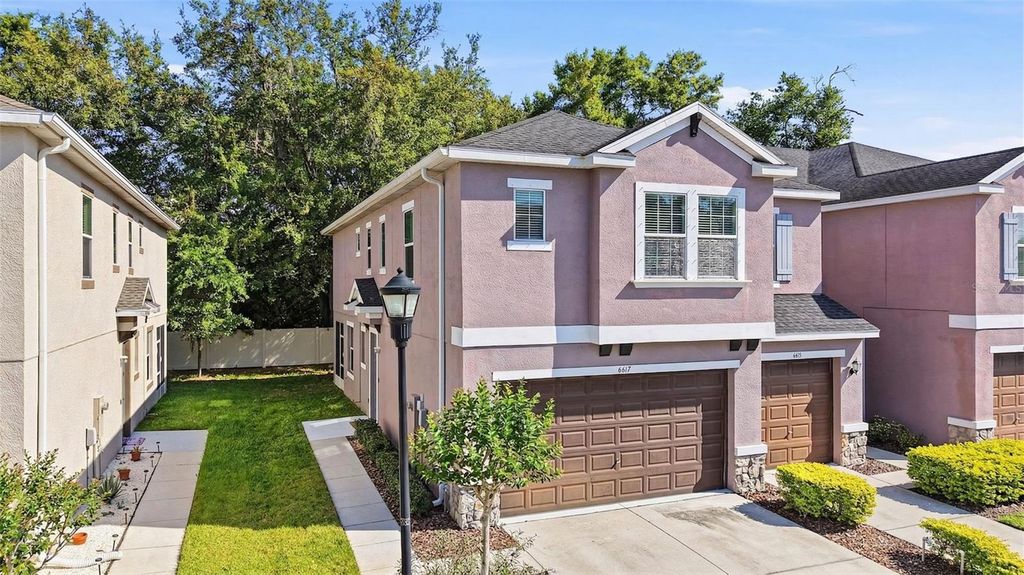Image 38 of property listing at 6617 CITRUS CREEK LANE, Tampa, FL 33625