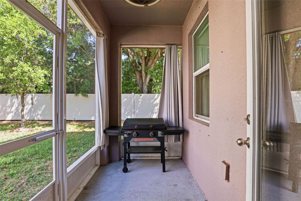 Image 39 of property listing at 6617 CITRUS CREEK LANE, Tampa, FL 33625
