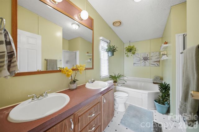 2404 Stones Throw Court, Lenoir, NC 28645