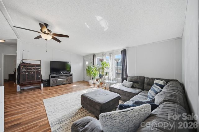 2404 Stones Throw Court, Lenoir, NC 28645