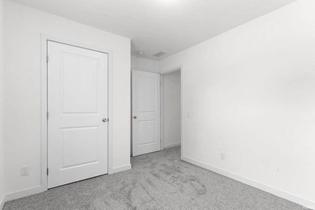2204 Kemble Avenue, South Bend, IN 46613