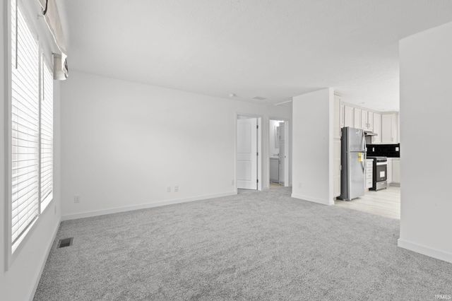 2204 Kemble Avenue, South Bend, IN 46613