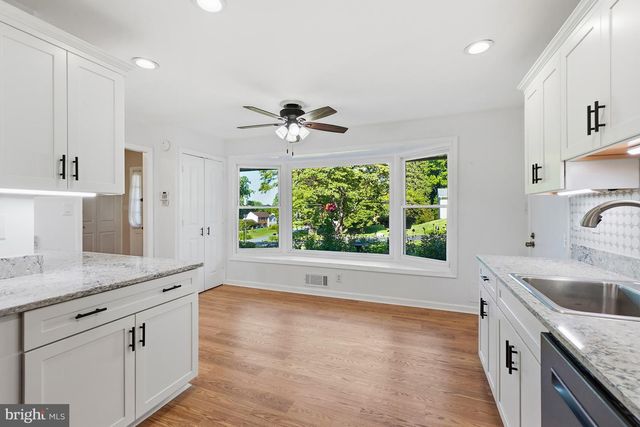 14905 COBBLESTONE DR, Silver Spring, MD 20905