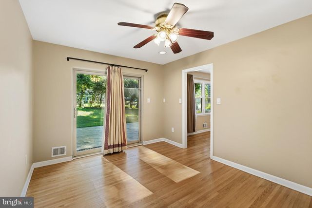 14905 COBBLESTONE DR, Silver Spring, MD 20905