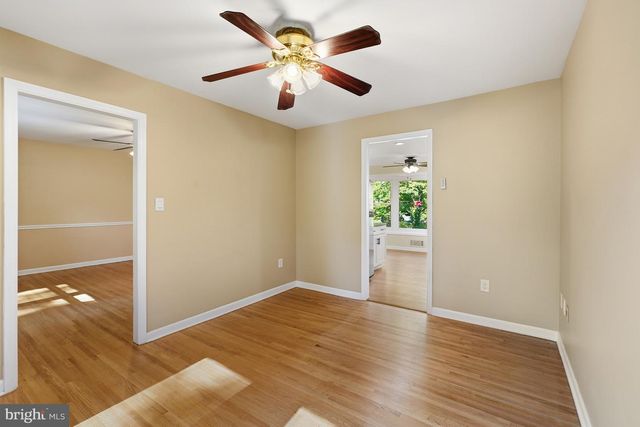 14905 COBBLESTONE DR, Silver Spring, MD 20905