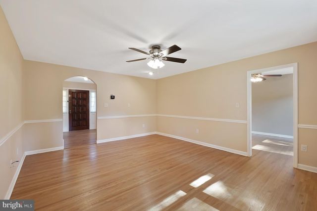 14905 COBBLESTONE DR, Silver Spring, MD 20905