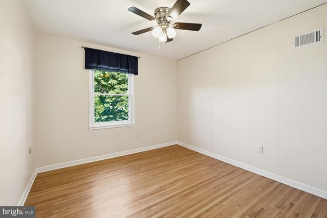 14905 COBBLESTONE DR, Silver Spring, MD 20905