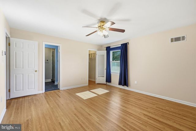 14905 COBBLESTONE DR, Silver Spring, MD 20905