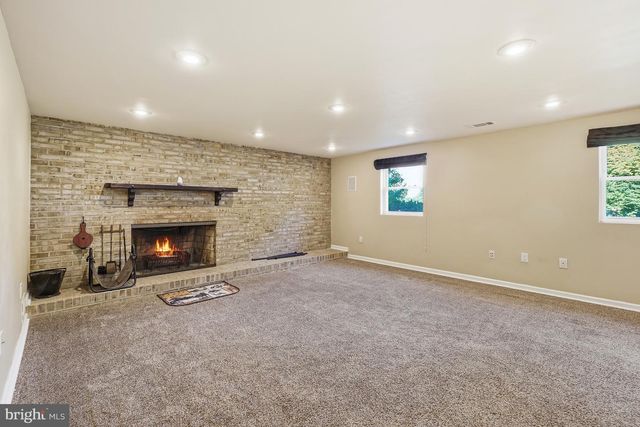14905 COBBLESTONE DR, Silver Spring, MD 20905