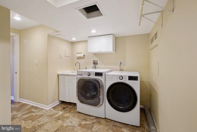 14905 COBBLESTONE DR, Silver Spring, MD 20905