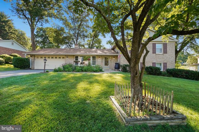 14905 COBBLESTONE DR, Silver Spring, MD 20905