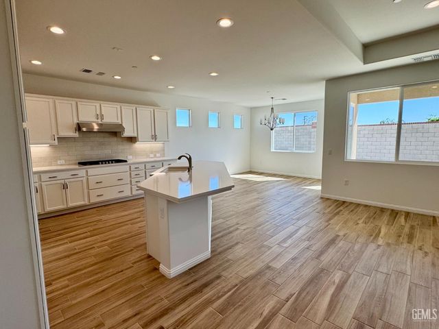 14407 Addleston Lane, Bakersfield, CA 93311