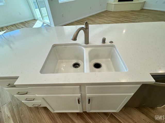 14407 Addleston Lane, Bakersfield, CA 93311