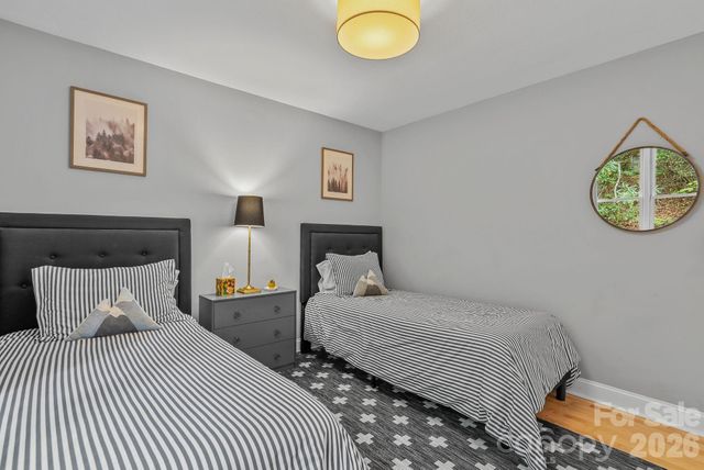 320 Woodland Drive, Swannanoa, NC 28778