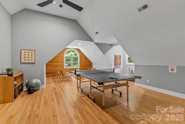 320 Woodland Drive, Swannanoa, NC 28778