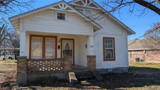 310 S Davis Street, West, TX 76691