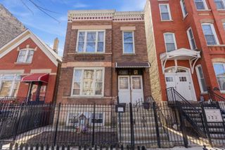 2633 W Crystal Street, Chicago, IL 60622