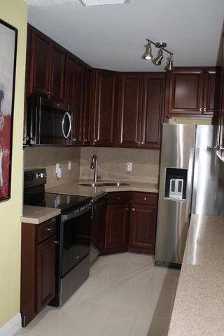 669 W Oakland Park Blvd 208=B, Wilton Manors, FL 33311