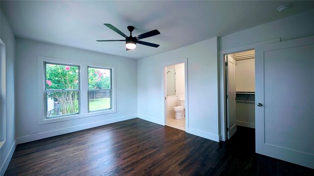 4409 Calmont Avenue, Fort Worth, TX 76107