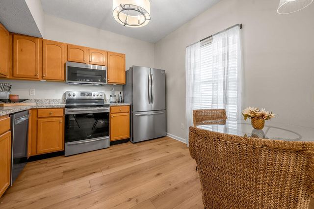 160 Acorn Falls Drive, Lexington, KY 40509