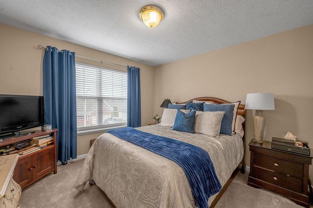 160 Acorn Falls Drive, Lexington, KY 40509