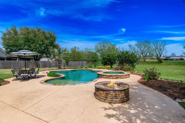 240 Cattail Trail, Benton, LA 71006