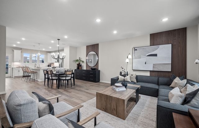 232 Warren Lane 11546, Schaumburg, IL 60193