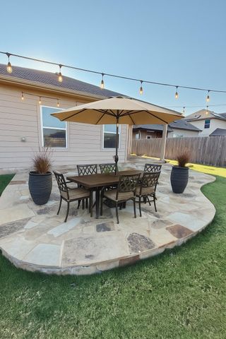 305 Rusk Bluff Ave, Leander, TX 78641