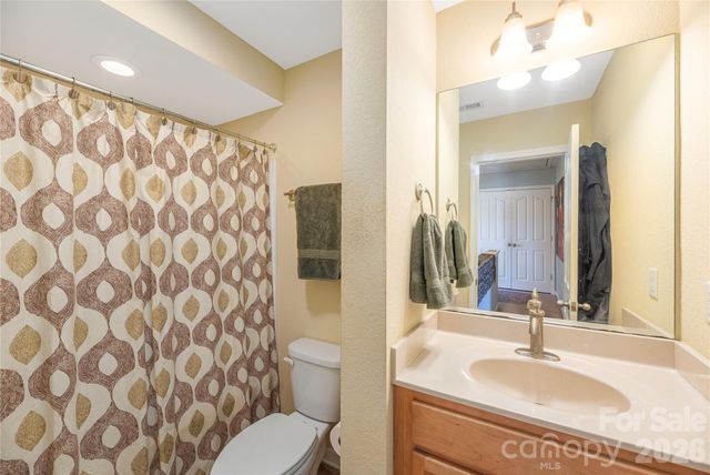 22 Barnett Shoals Drive, Weaverville, NC 28787