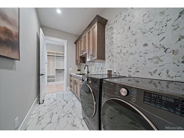 2554 Saddleback Dr, Castle Rock, CO 80104