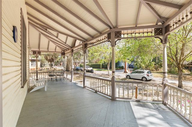 306 NE 3RD STREET, Gainesville, FL 32601