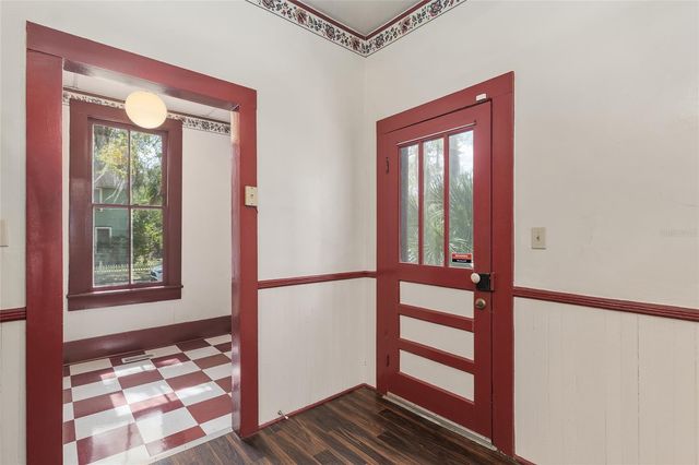 306 NE 3RD STREET, Gainesville, FL 32601