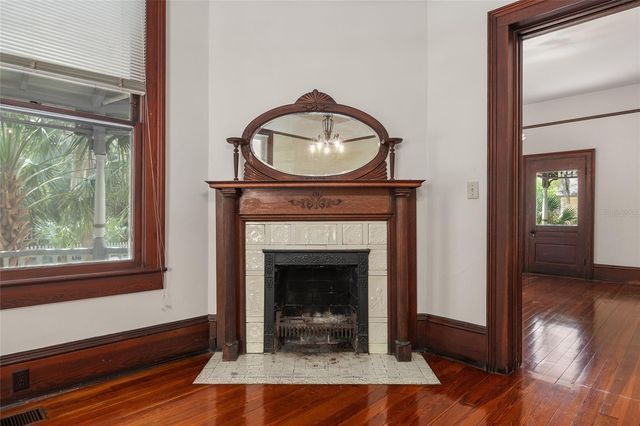 306 NE 3RD STREET, Gainesville, FL 32601