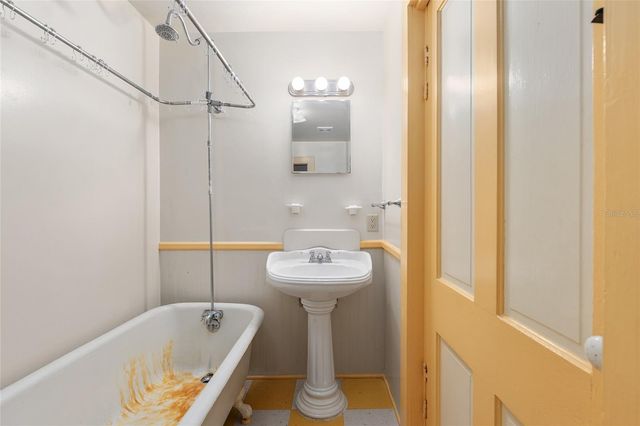 306 NE 3RD STREET, Gainesville, FL 32601