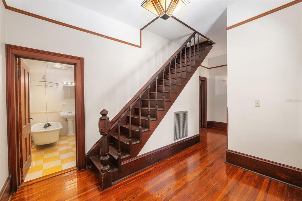 Image 55 of property listing at 306 NE 3RD STREET, Gainesville, FL 32601