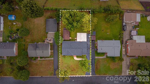 7033 Starvalley Drive, Charlotte, NC 28210